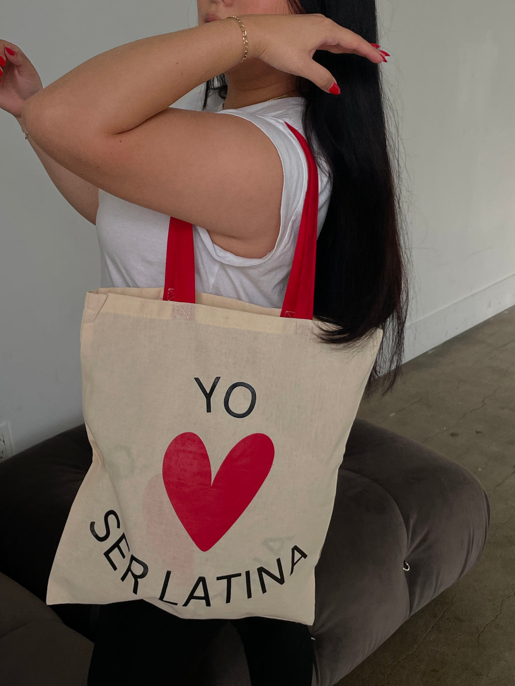 yo <3 ser latina tote bag