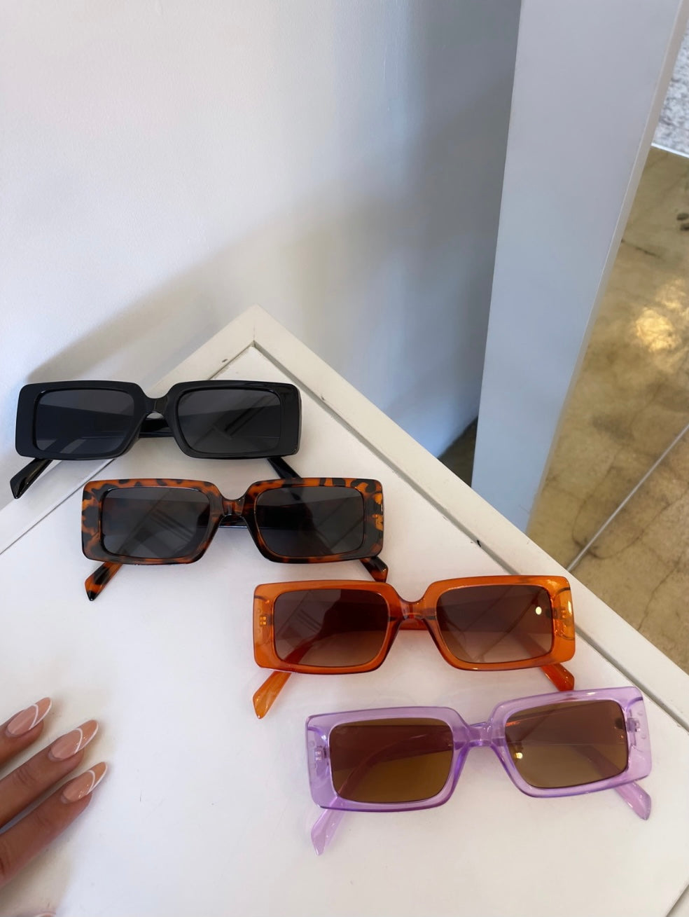 Chic girl sunnies
