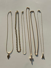 Load image into Gallery viewer, Dainty Chain
