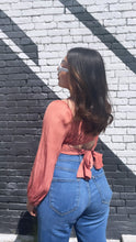 Load image into Gallery viewer, Coral ili flowy top
